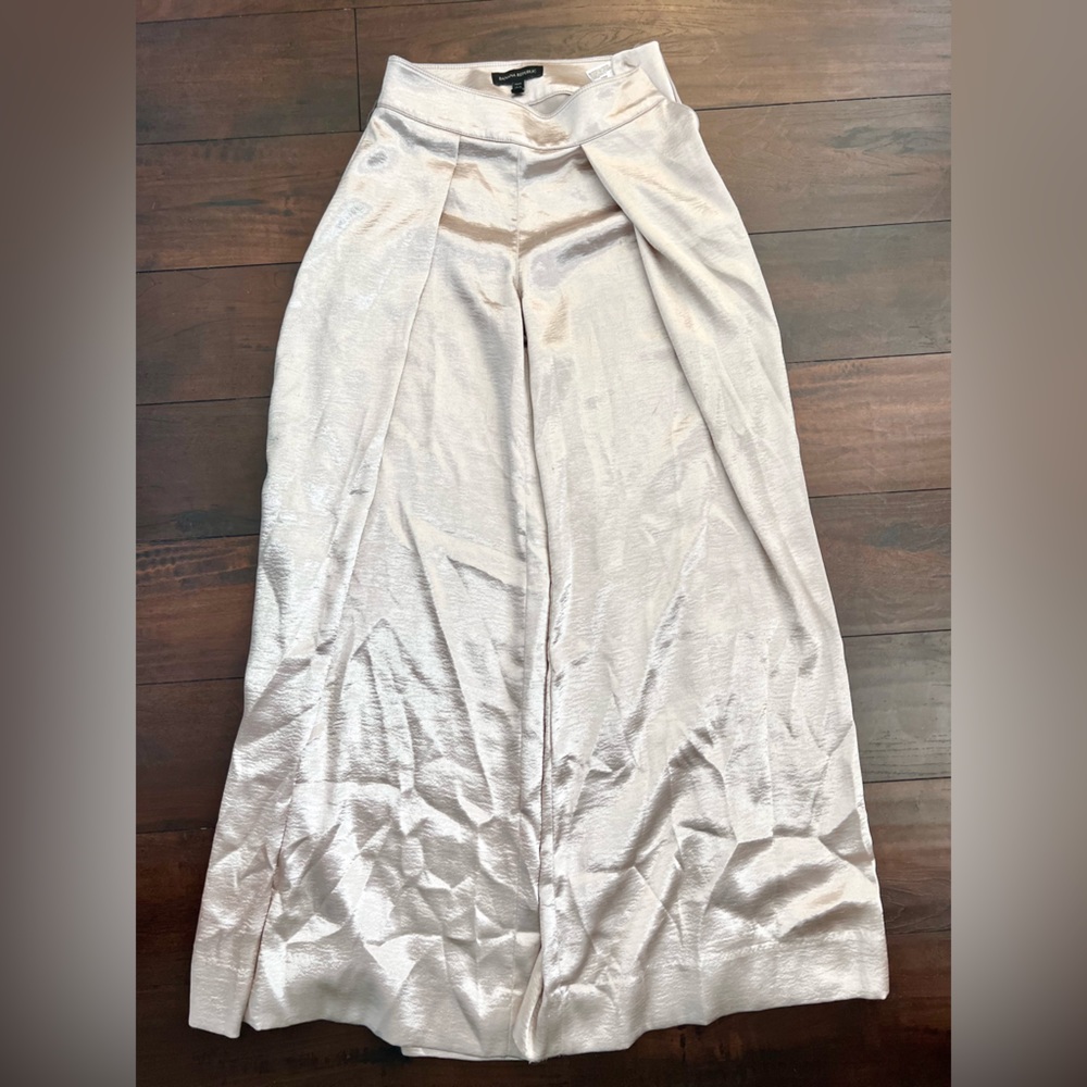 HIGH RISE WIDE LEGGED SATIN PANTS (PLATINUM)